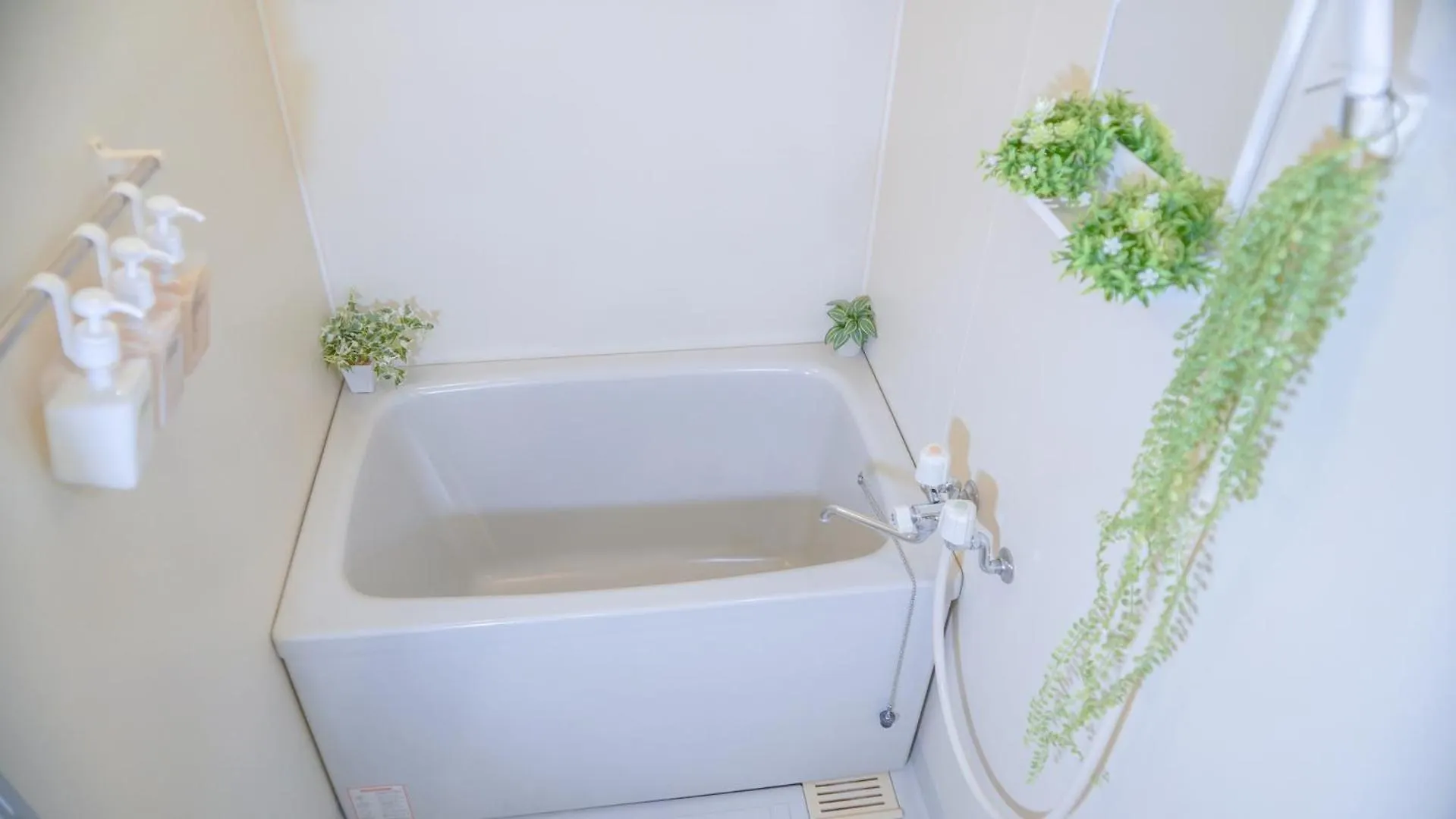 Appartamento Guest House Haraya 大国町駅より徒歩3分 Osaka